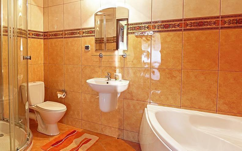 Hotel Mily Krosno Luaran gambar