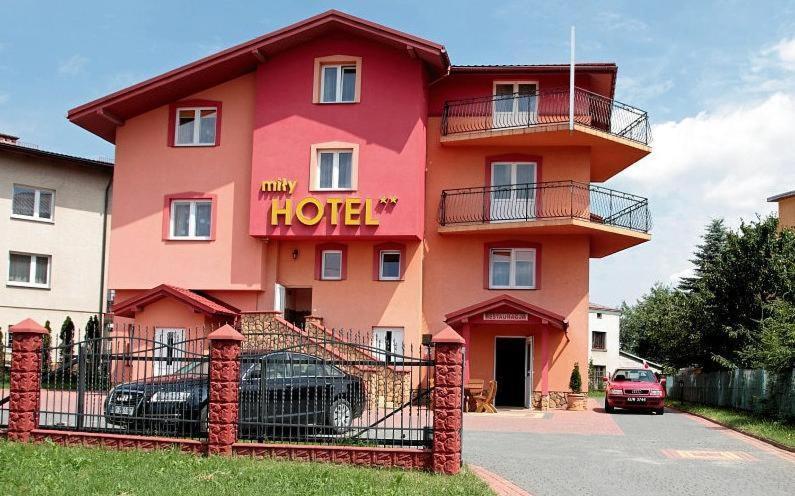 Hotel Mily Krosno Luaran gambar