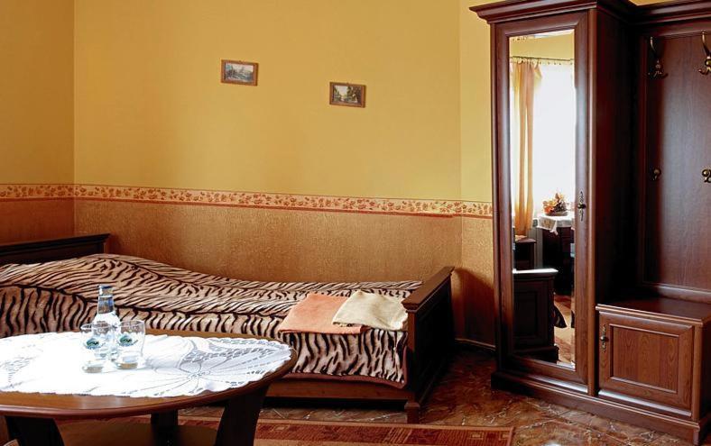 Hotel Mily Krosno Bilik gambar